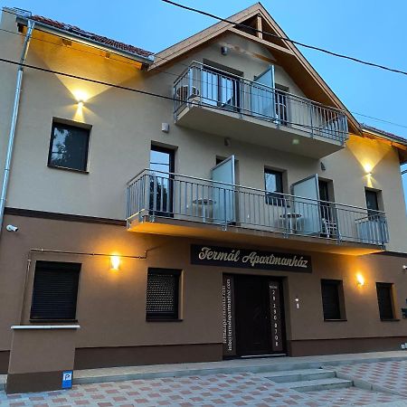 Termal Apartmanhaz Veresegyhaz Luaran gambar
