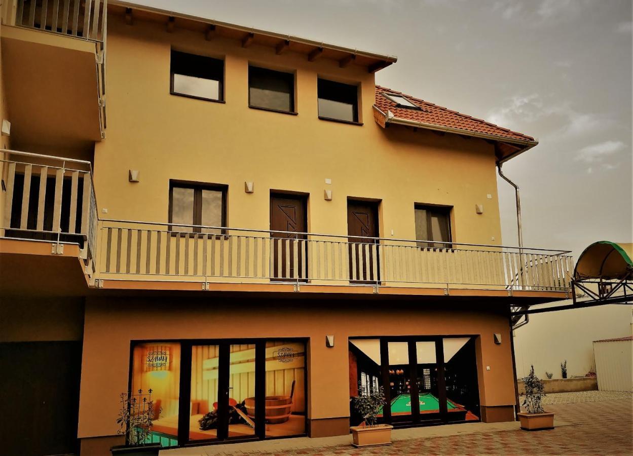 Termal Apartmanhaz Veresegyhaz Luaran gambar