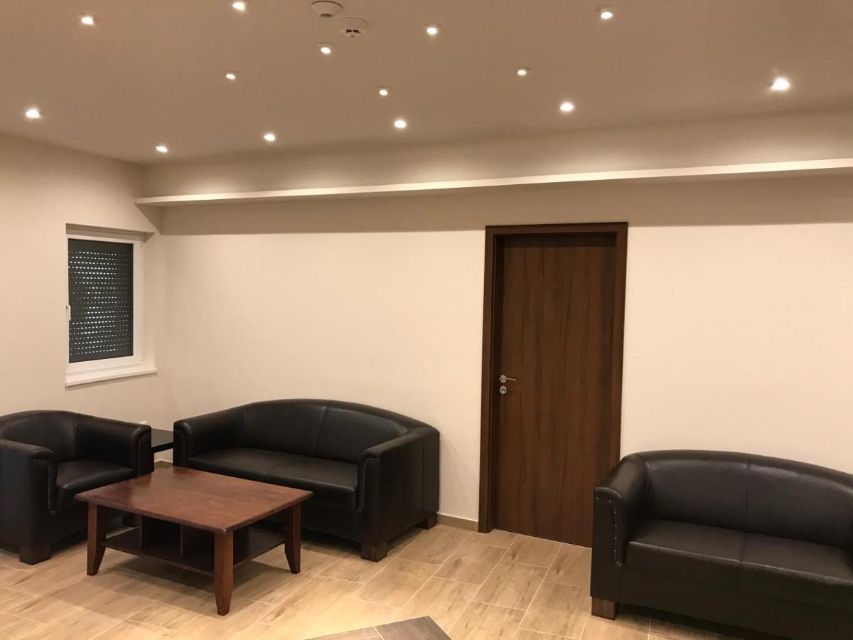 Termal Apartmanhaz Veresegyhaz Luaran gambar
