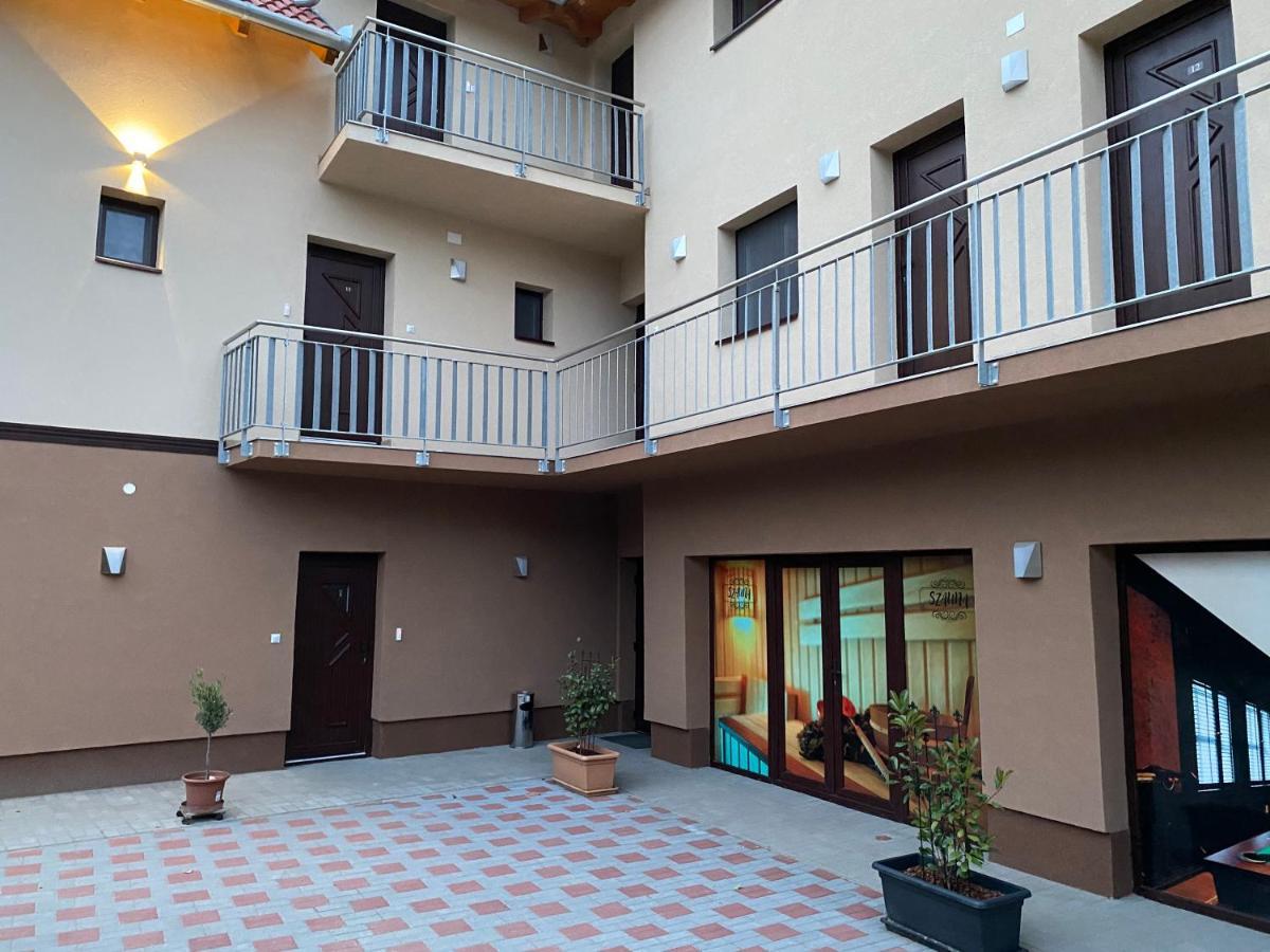 Termal Apartmanhaz Veresegyhaz Luaran gambar