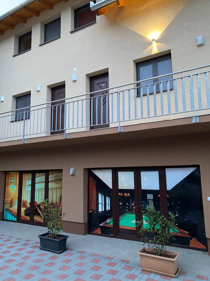 Termal Apartmanhaz Veresegyhaz Luaran gambar