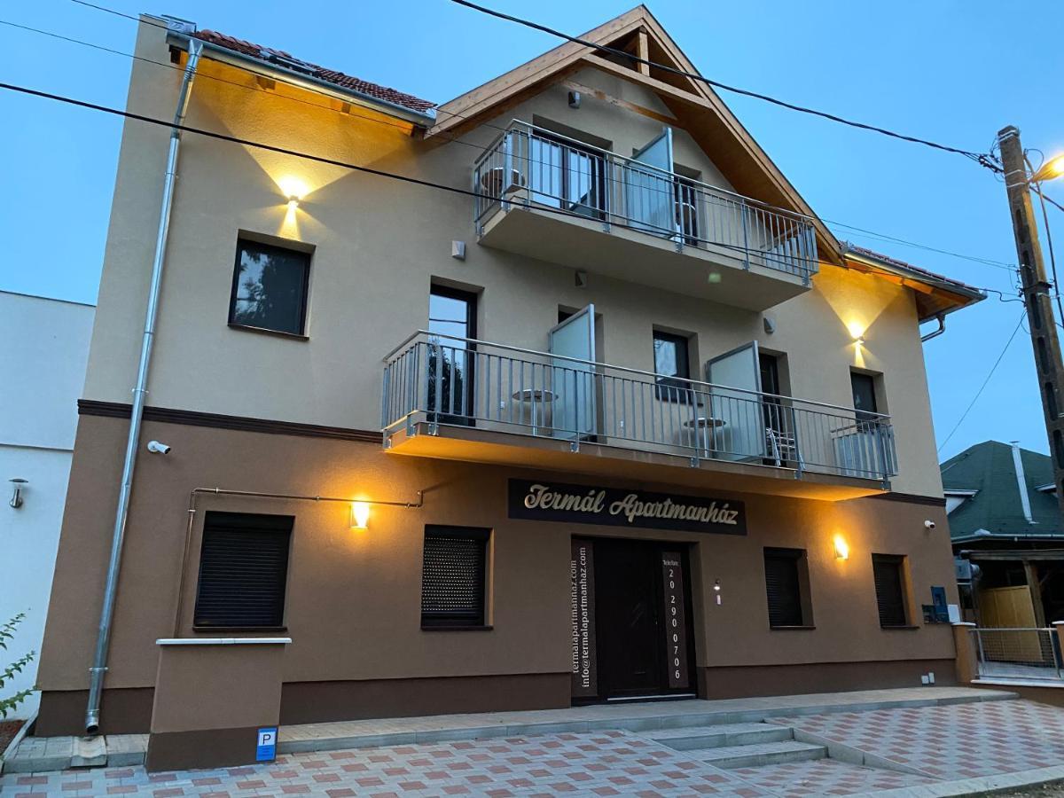 Termal Apartmanhaz Veresegyhaz Luaran gambar